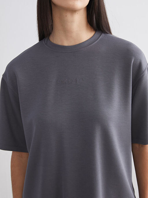 Bisiklet Yaka Nak??l? Oversize Kad?n Ti??rt