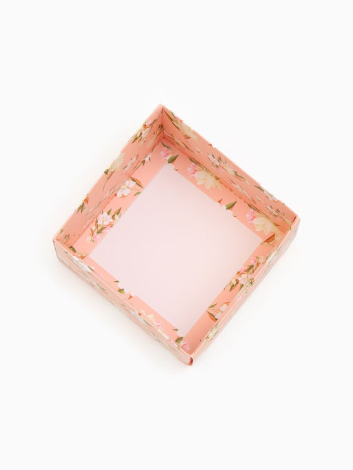 Цена за 3 шт. Коробка самосборная «Цветы Gift», размер 11×11×7 см, плотность 270 г/м²
