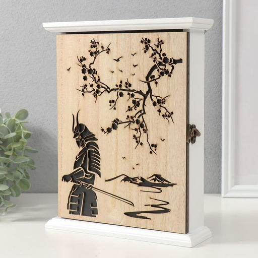 Ключница настенная Сакура и самурай, дерево, 6 крючков, 26.5?20.8?6.3 см