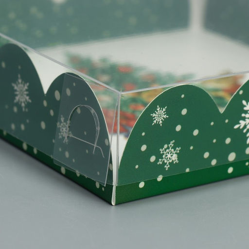 Цена за 5 шт. Коробка для кондитерских изделий новогодняя с пластиковой крышкой «Зайчики», 13×13×3 см