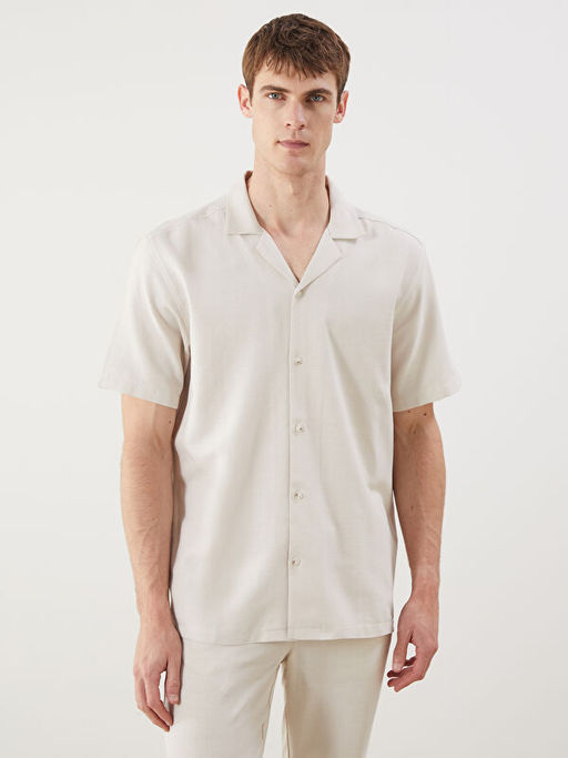 Regular Fit K?sa Kollu Keten G?r?n?ml? Erkek G?mlek