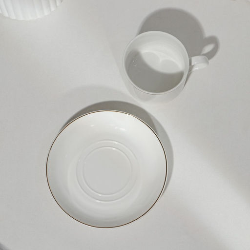 Кофейная пара фарфоровая «Золотая линия», 2 предмета: кружка 130 мл, блюдце d=13,5 см, цвет белый