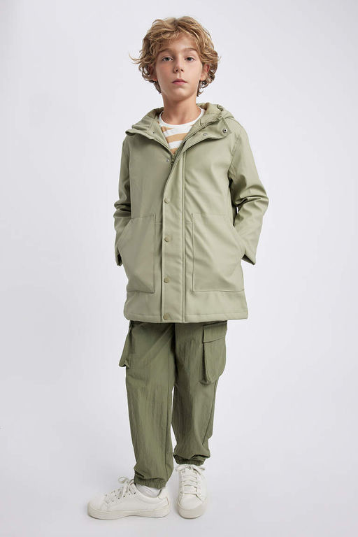 Водоотталкивающий плащ с капюшоном для мальчика - Defacto фото 2