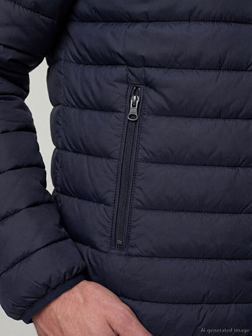 Standart Kal?p Dik Yaka Erkek ?i?me Mont