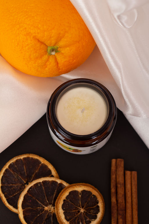 Аромасвеча "Апельсин и корица" 100 мл SIBERINA