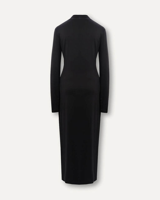 Приталенное платье