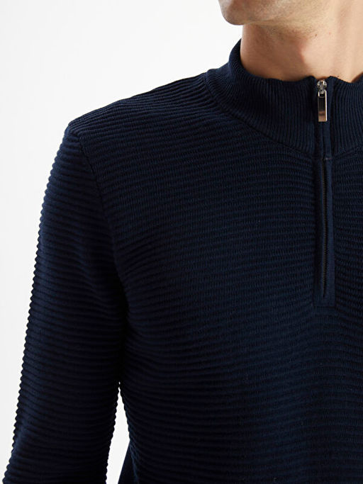 Dik Yaka Uzun Kollu Erkek Triko Kazak