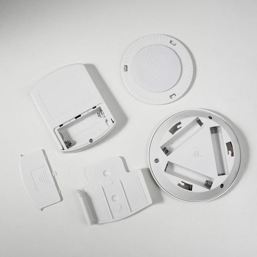 Ночник с ПДУ 16043/1 LED от батареек 3ААА белый 9×9×2 см RISALUX