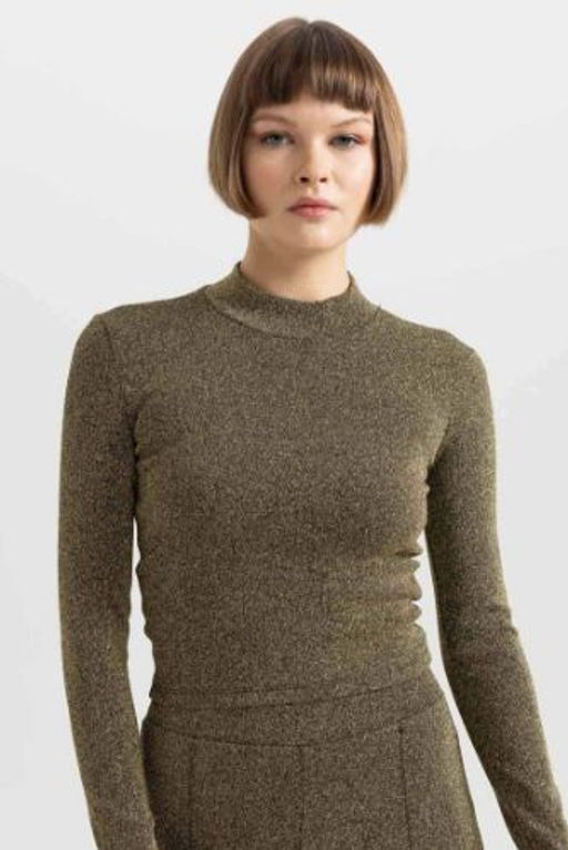 Slim Fit Dar Kesim Yar?m Bal?kc? Yaka Uzun Kollu Tisort
