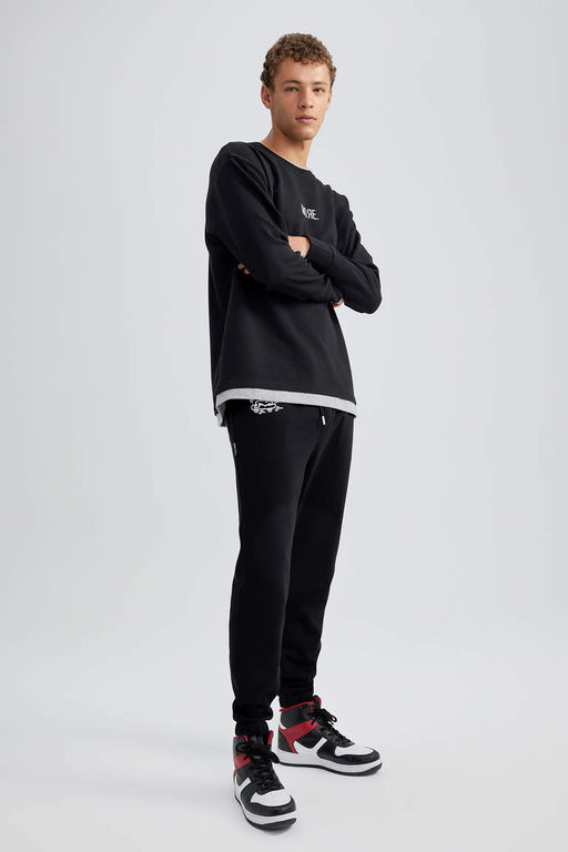 Спортивные брюки с карманами Keith Haring стандартного кроя - Defacto фото 4