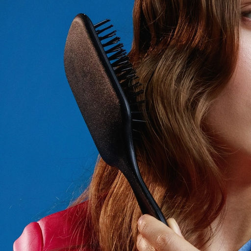 Цена за 2 шт. Расчёска массажная, 8×24(±1) см, чёрная