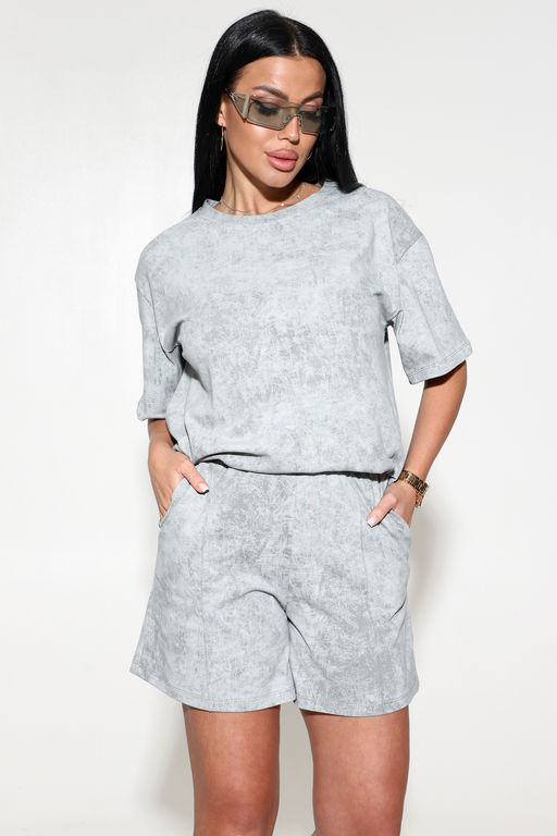 118 Костюм женский