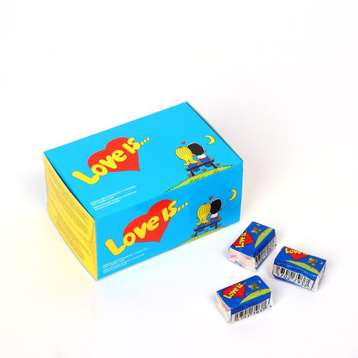 Жевательная резинка Love is, Банан клубника, 4.2 г, 20 шт.