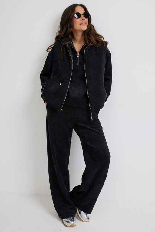 Костюм Magia mody 2642 чёрный