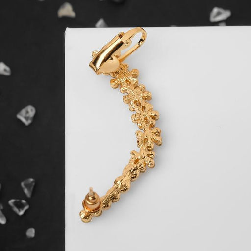 Серьга Кафф ромашка, цвет бело-розовый в золоте - Queen fair фото 3