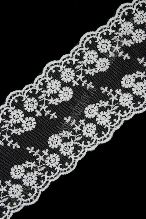 Кружево на сетке 12 см*5 ярд (SF-7850) белый №22