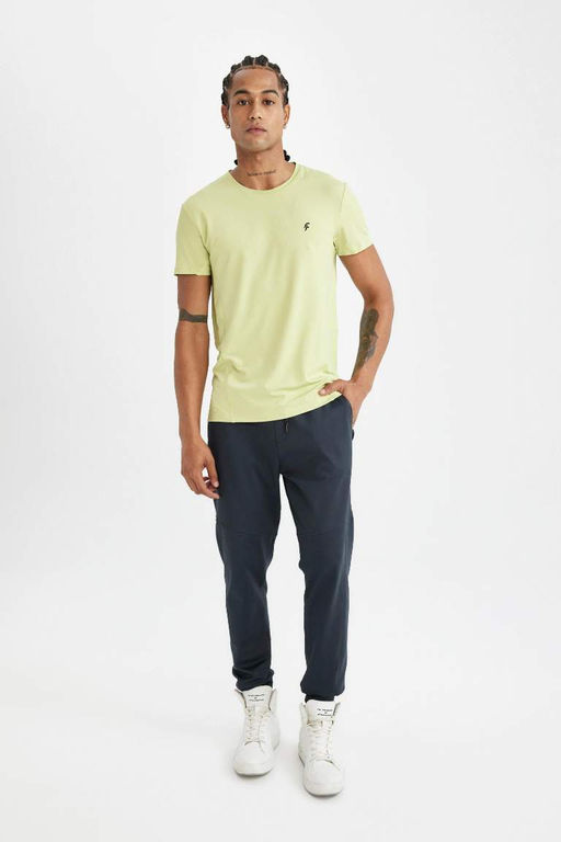 DeFactoFit Спортивная футболка Slim Fit с круглым вырезом и короткими рукавами  фото 2