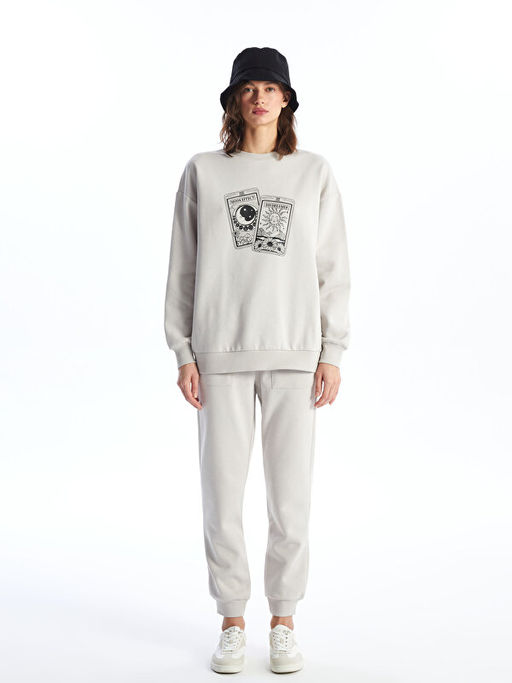 Bisiklet Yaka Bask?l? Uzun Kollu Oversize Kad?n Sweatshirt