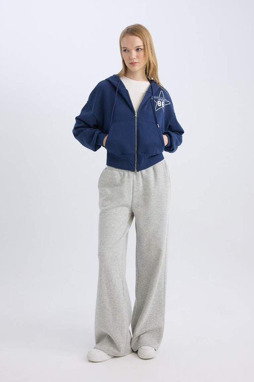 Классные широкие штанины, эластичный пояс, шнуровка, карман, широкие брюки. Базовый однотонный серый низ спортивного костюма. - Defacto фото 2