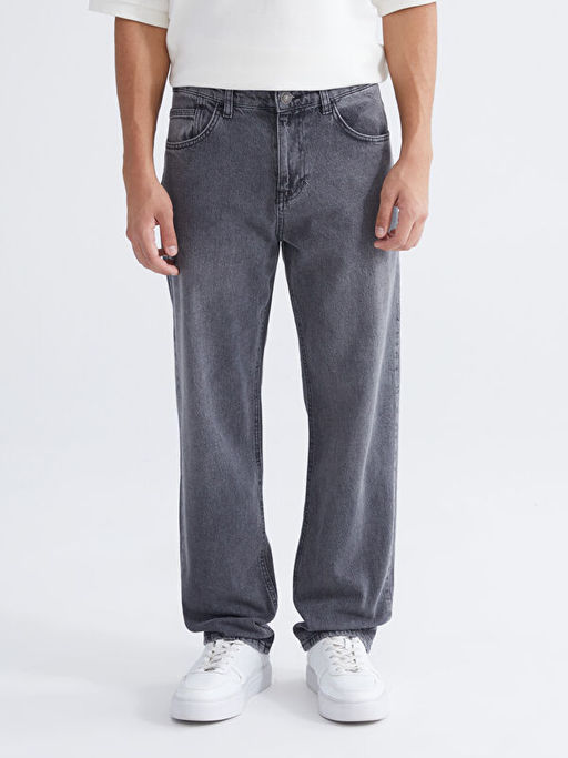 700 Straight Fit Erkek Jean Pantolon
