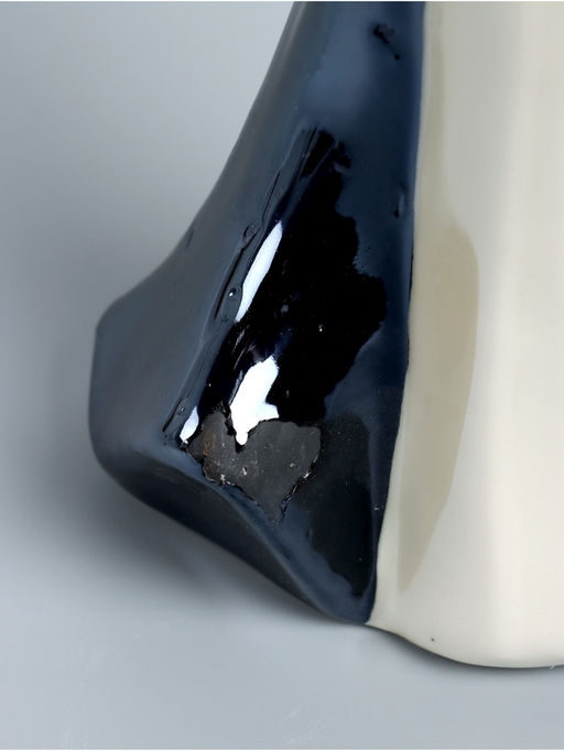 УЦЕНКА Фигурка керамика В объятиях любви, чёрно-белый, 24.6?11.8?6 см