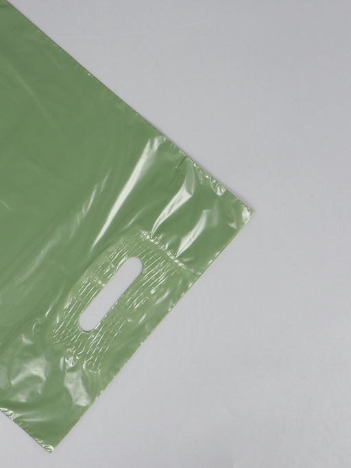 Цена за 50 шт. Пакет полиэтиленовый с вырубной ручкой, Хаки 30х40 см, 30 мкм