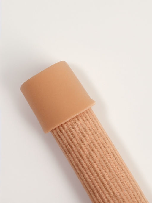 Цена за 2 шт. Напальчник - трубка от мозолей и натирания, для пальцев рук и ног, с силиконом, d=1×15 см, бежевый