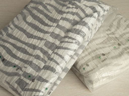 17с134-ШР/039/у/уп. Халат для бани 170*176 96*100 "Зебра" цв 330 рис 912