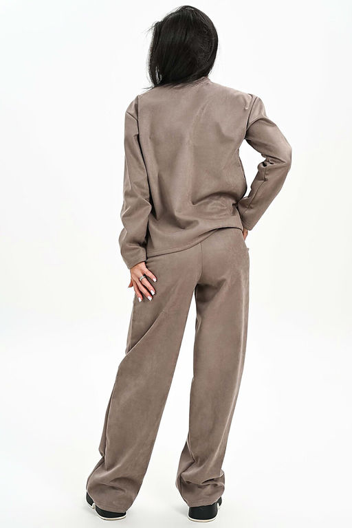 Брюки из мягкой эко замши