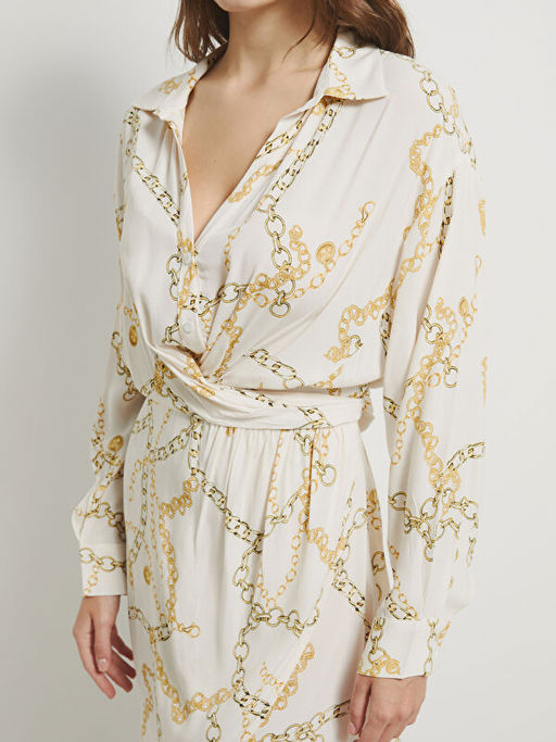 G?mlek Yaka Desenli Elbise