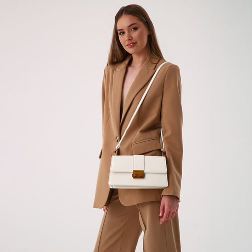 Сумка женская мессенджер TEXTURA на клапане, 26×8.5×14 см, молочная