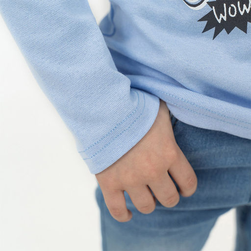 Джемперводолазка голубая рисунок самокат