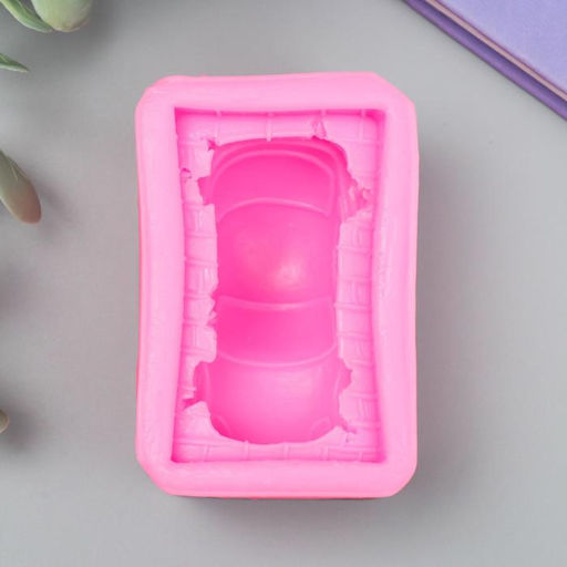 Молд силикононовый «Машинка жук» 8 х 5,5 х 3,8 см