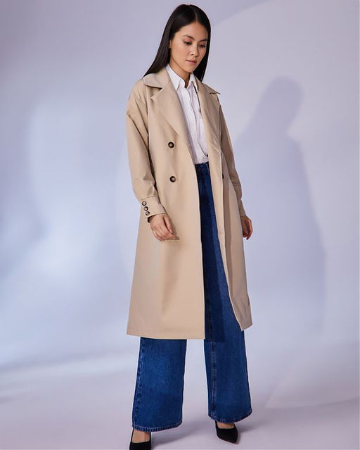 Плащ женский 

АРТ. 31811w черный/42