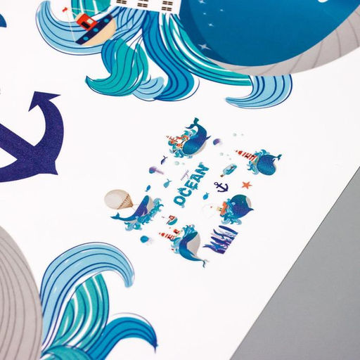 Наклейка интерьерная цветная «Киты в океане», 60×90 см