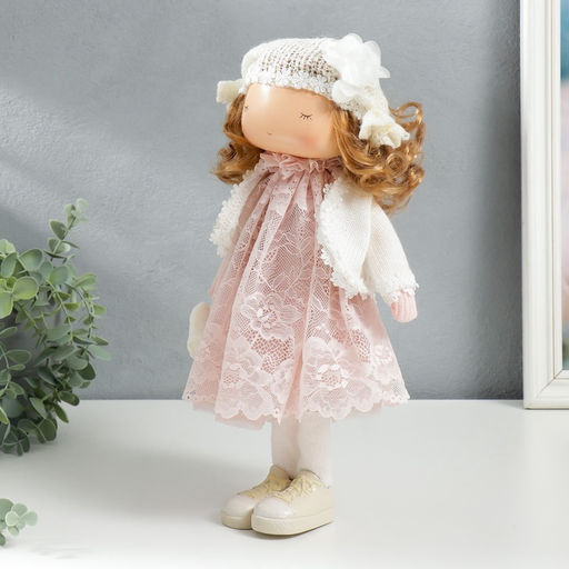 Интерьерная кукла текстильная Малышка в платье с кружевом, с сердечком, 36.5?14?15.5 см