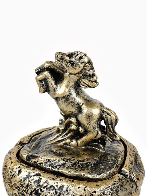 Пепельница Лошадь, 18?20 см