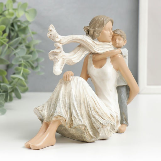 Фигурка полистоун «Мама с сыном», 14×8.5×16 см