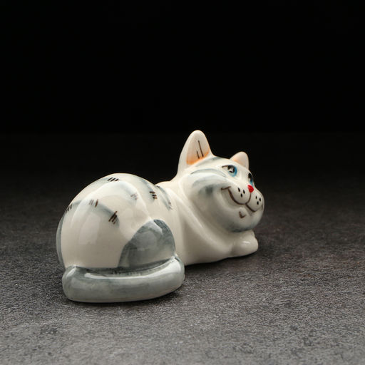 Фигурка фарфоровая «Котя Муся», серая, 9 см