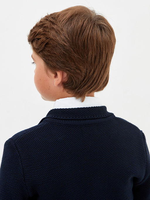 Темно-синий пиджак