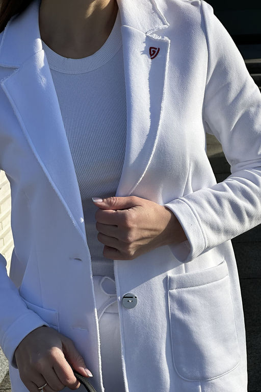 Костюм GO F3065/01-01.170-176 белый