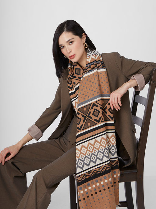 в составе ШЕРСТЬ и КАШЕМИР Большой, мягкий, теплый однотонный двусторонний палантин. - Tantino фото 8