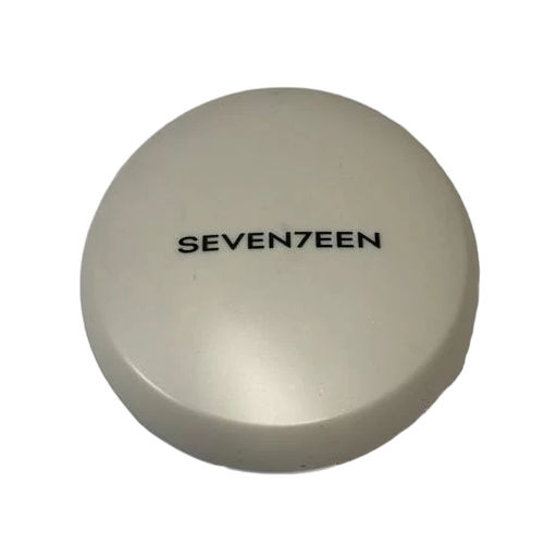 Пудра для лица компактная шелковая Natural Silky Compact Powder, 03 карамель