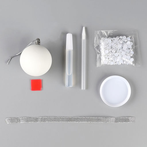 Ёлочный шар своими руками на новый год. Декор полубусинами «Белый», набор для творчества