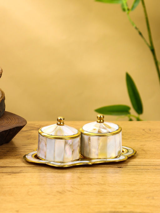 Набор шкатулок на тарелочке «Сокровища Агры», 9×13×5 см, латунь с перламутром