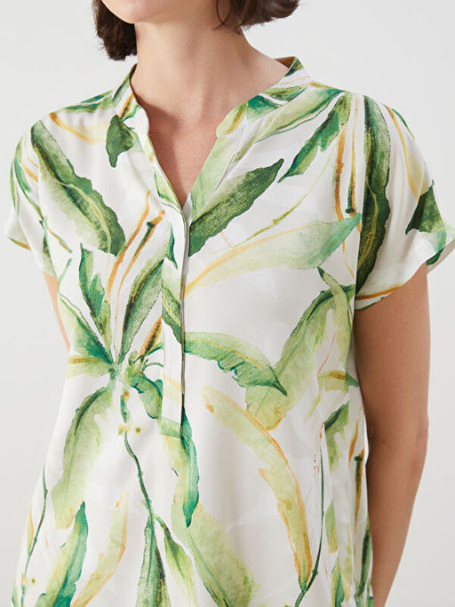 Ka??k Yaka ?i?ekli Bluz