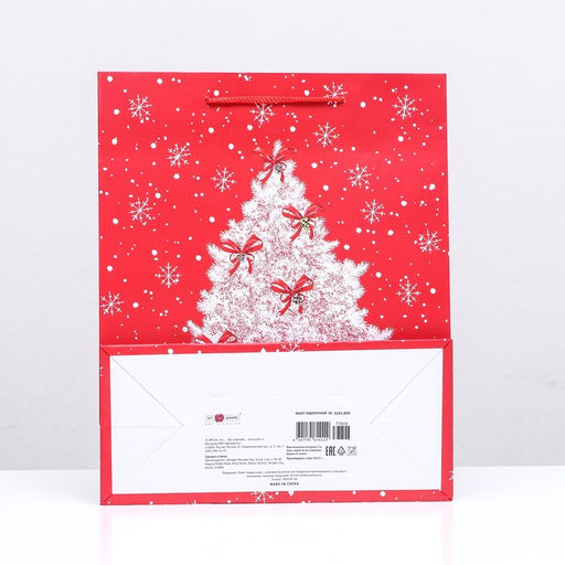 Пакет подарочный Новогодняя красавица , 26 х 32 х 12 см - Simaland фото 2