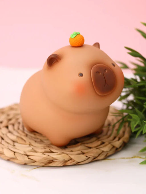 Копилка "Capybara with yummy treats", 14 см