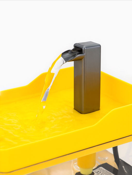 Фонтан для кошек и собак «Пижон», 1.5 л, 16.5×11.5×12 см, евророзетка, жёлтый