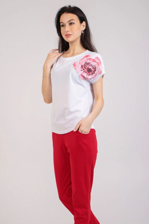 Костюм женский, цвет красный